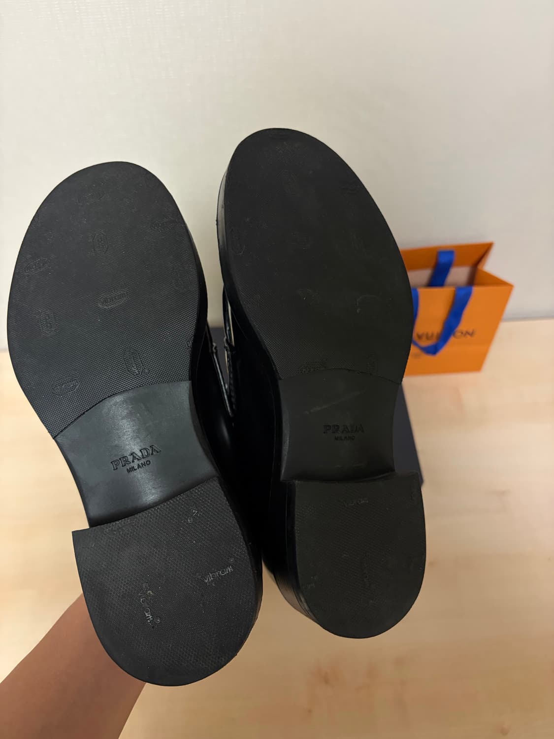 프라다 초콜릿 브러시드 가죽 로퍼(7size) 상품이미지7