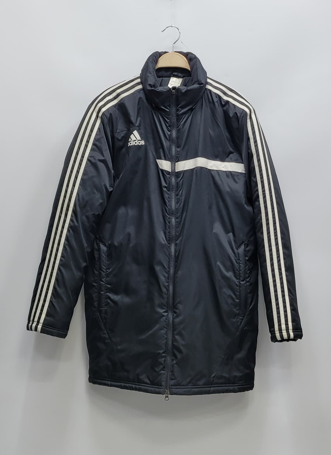 adidas 아디다스 삼선 에센셜 벤치 롱 패딩 / 남 M 블랙
 상품이미지1