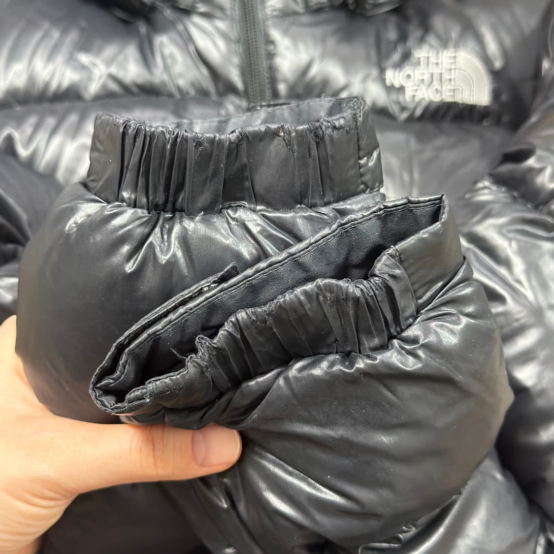 노스페이스 눕시 700 메트로 유광 패딩 상품이미지10