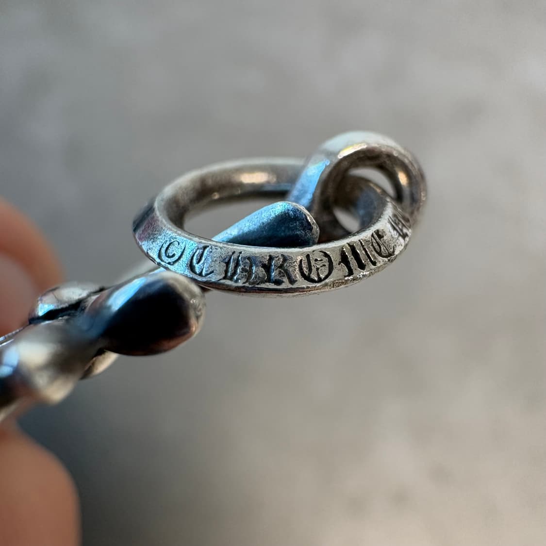 크롬하츠 타이니 크로스 펜던트 상품이미지4