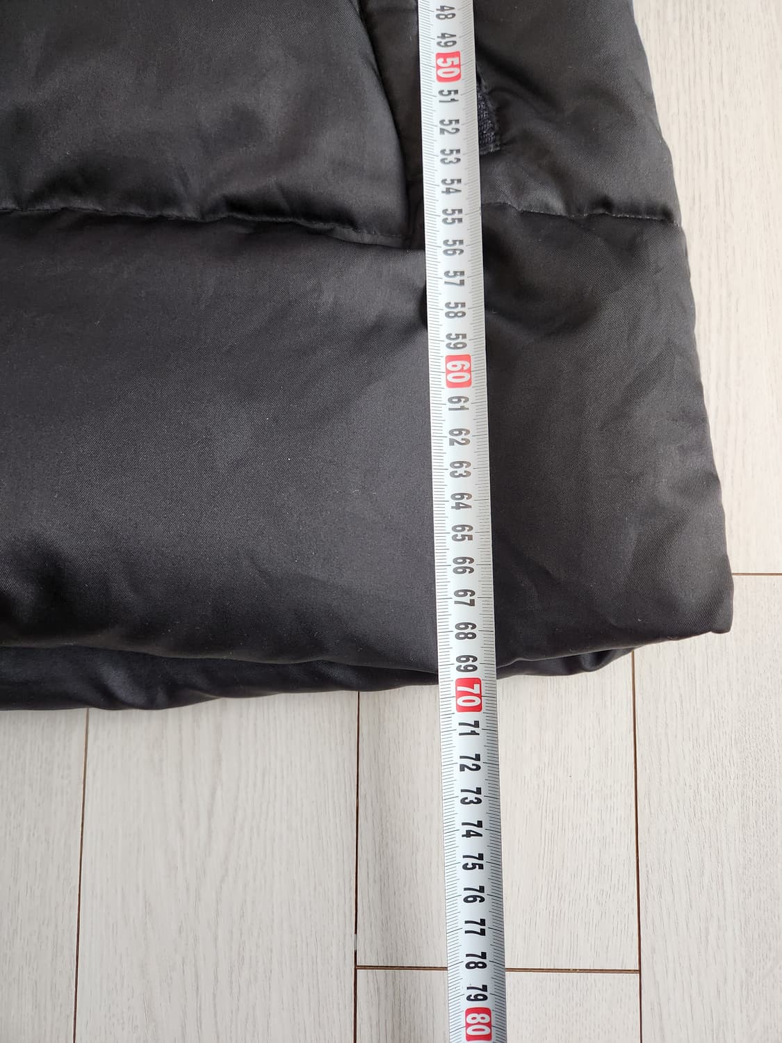 아식스 덕다운 패딩 사이즈95(m)

전체적으로 사용감 외에 오염없이 깨 상품이미지9