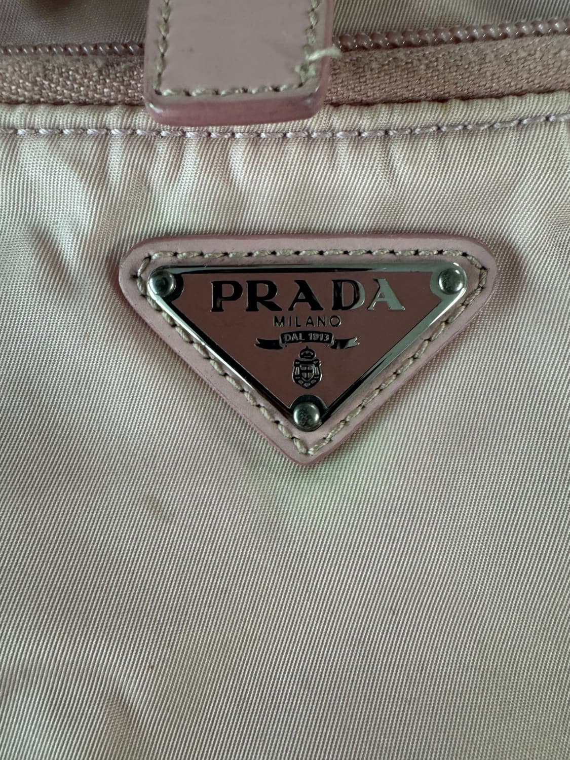 프라다 테수토 나일론 가죽 삼각백팩 핑크 상품이미지2