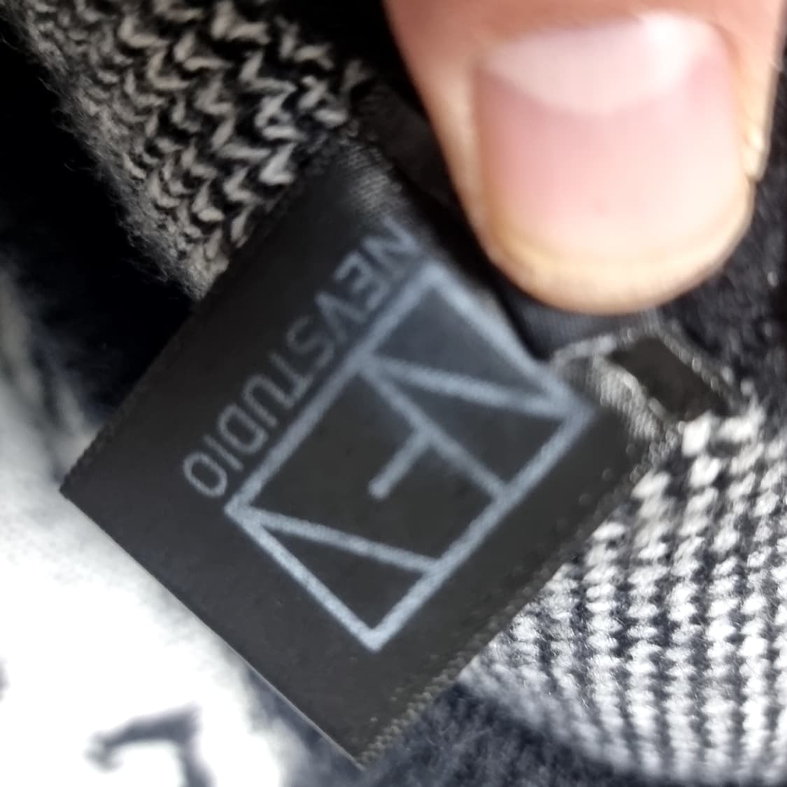 nevstudio 해골 프린팅 니트 블랙 스웨터(100) 상품이미지5