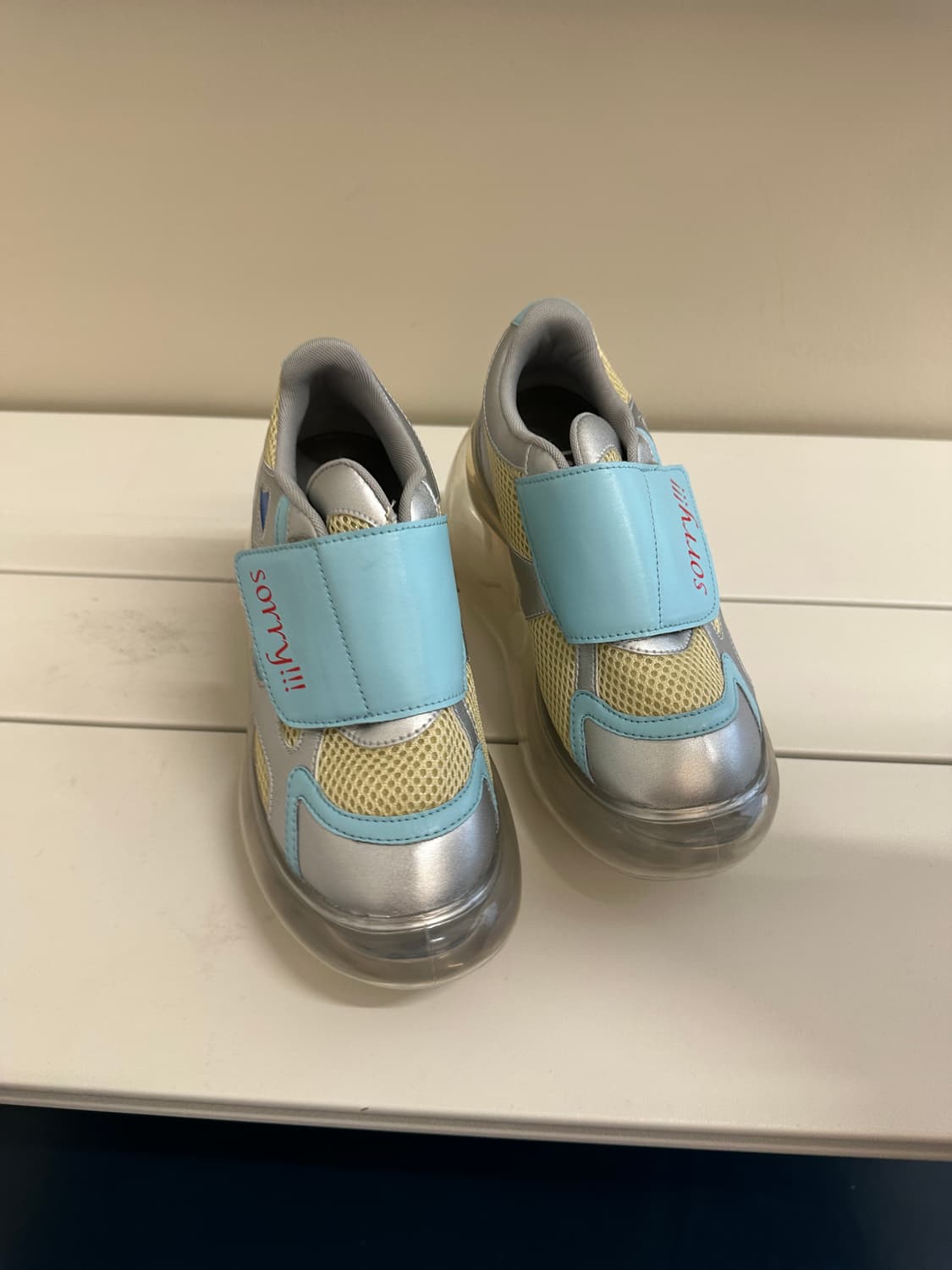 아임쏘리바이페트라콜린스 신발 220 상품이미지1