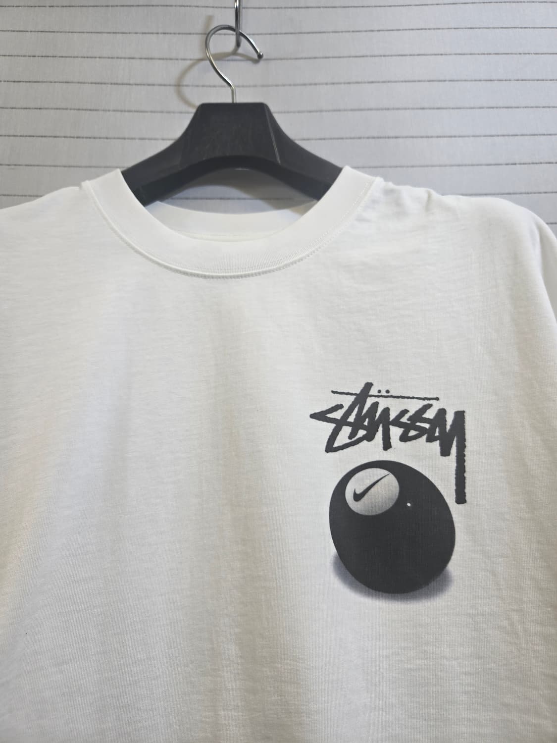 스투시x나입기 8볼 반팔 티셔츠 화이트 상품이미지3