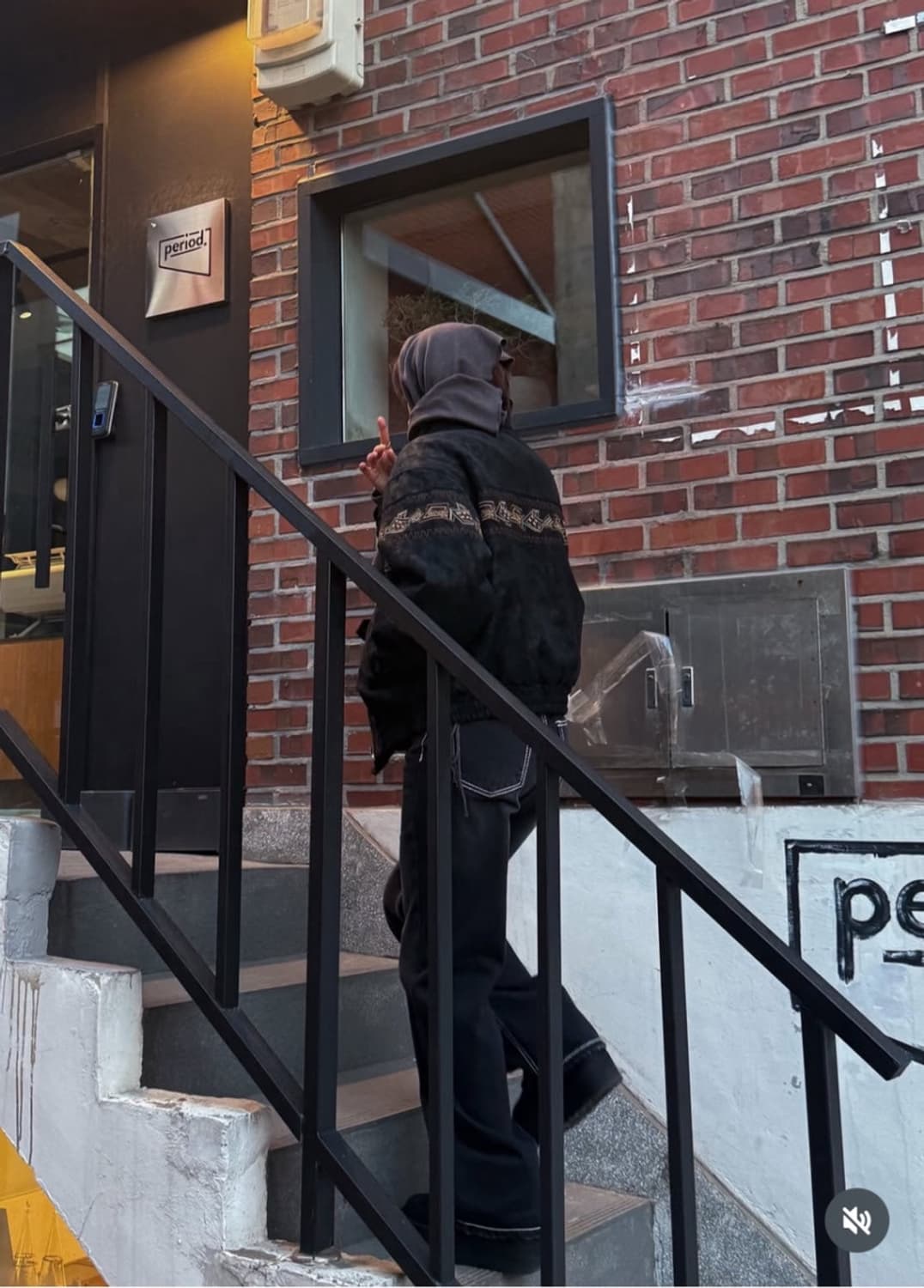 Unanswered mystery 무스탕 (black) 상품이미지7