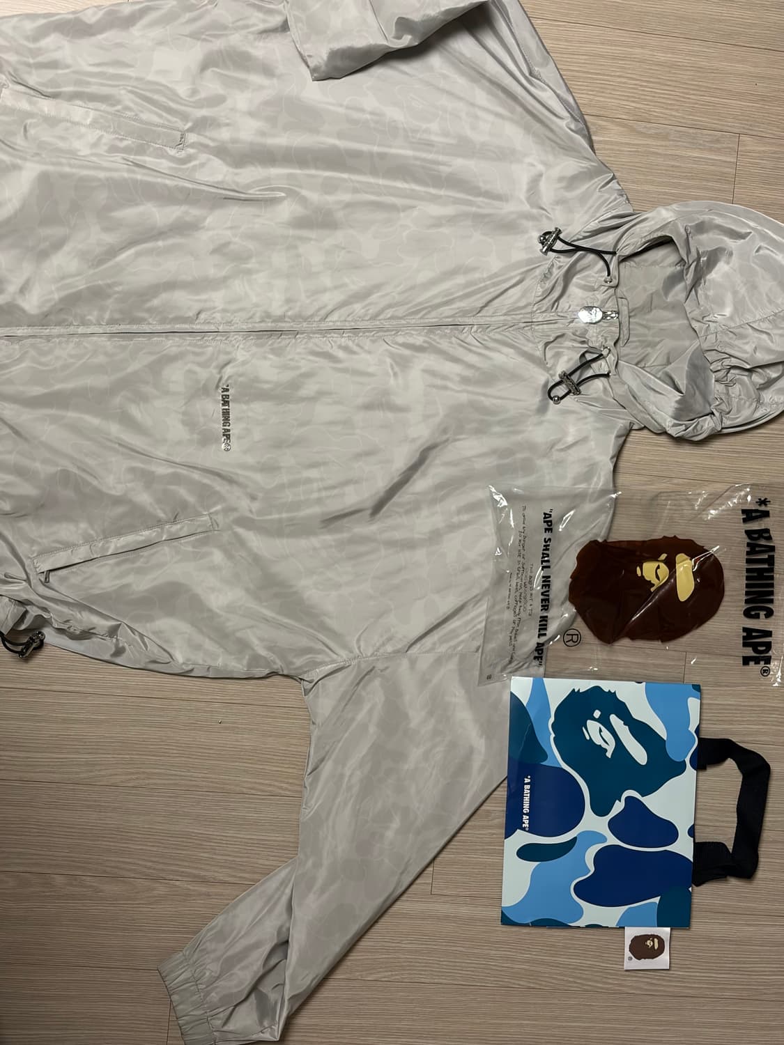 베이프 바람막이 상품이미지1