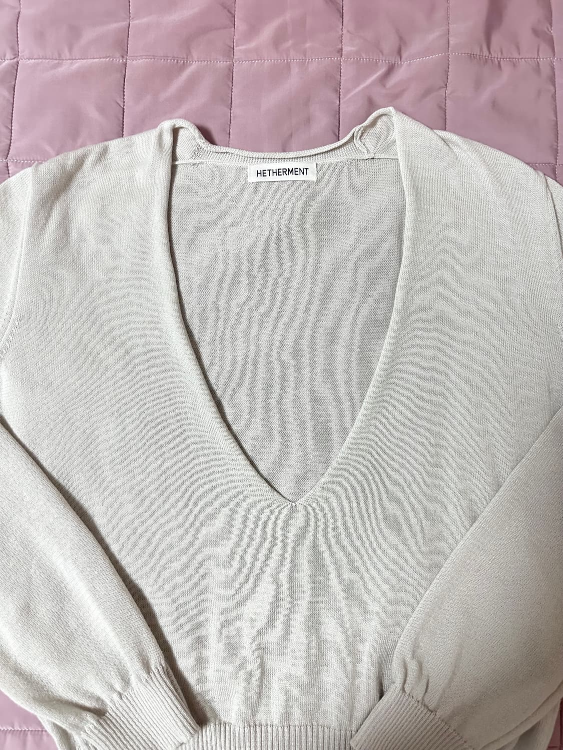 헤더먼트 v neck layered knit(soy milk) 상품이미지4