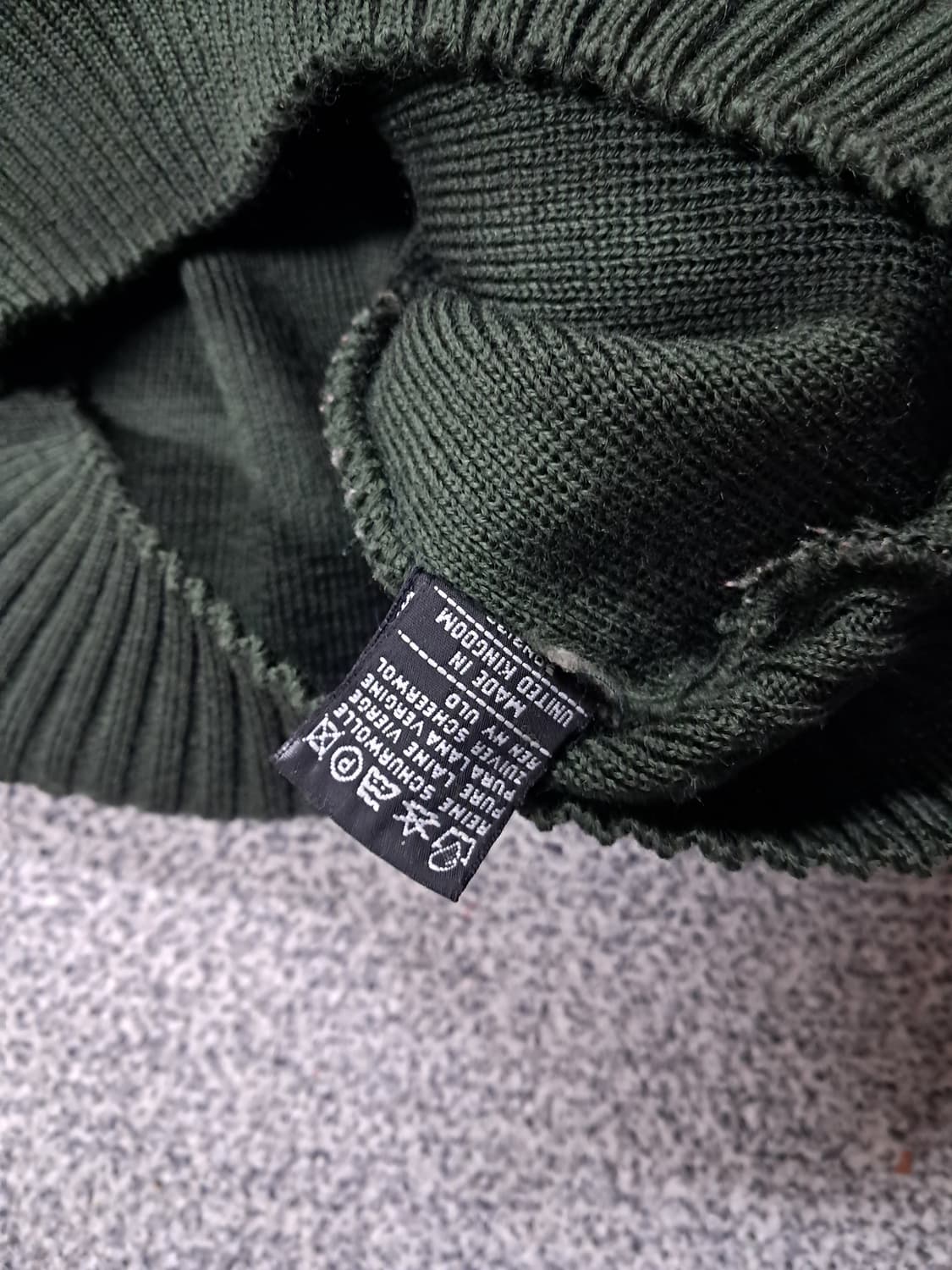 버버리90s 코만도니트 상품이미지5