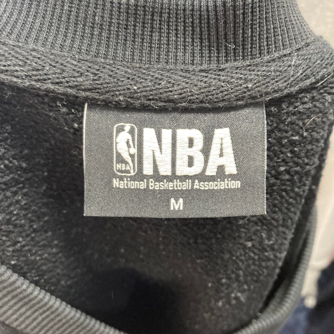 NBA 남성맨투맨티셔츠 블랙 M  상품이미지4