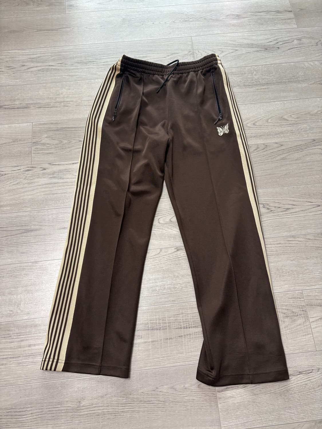 [s] 니들스 트랙팬츠 스트레이트핏 브라운 상품이미지1