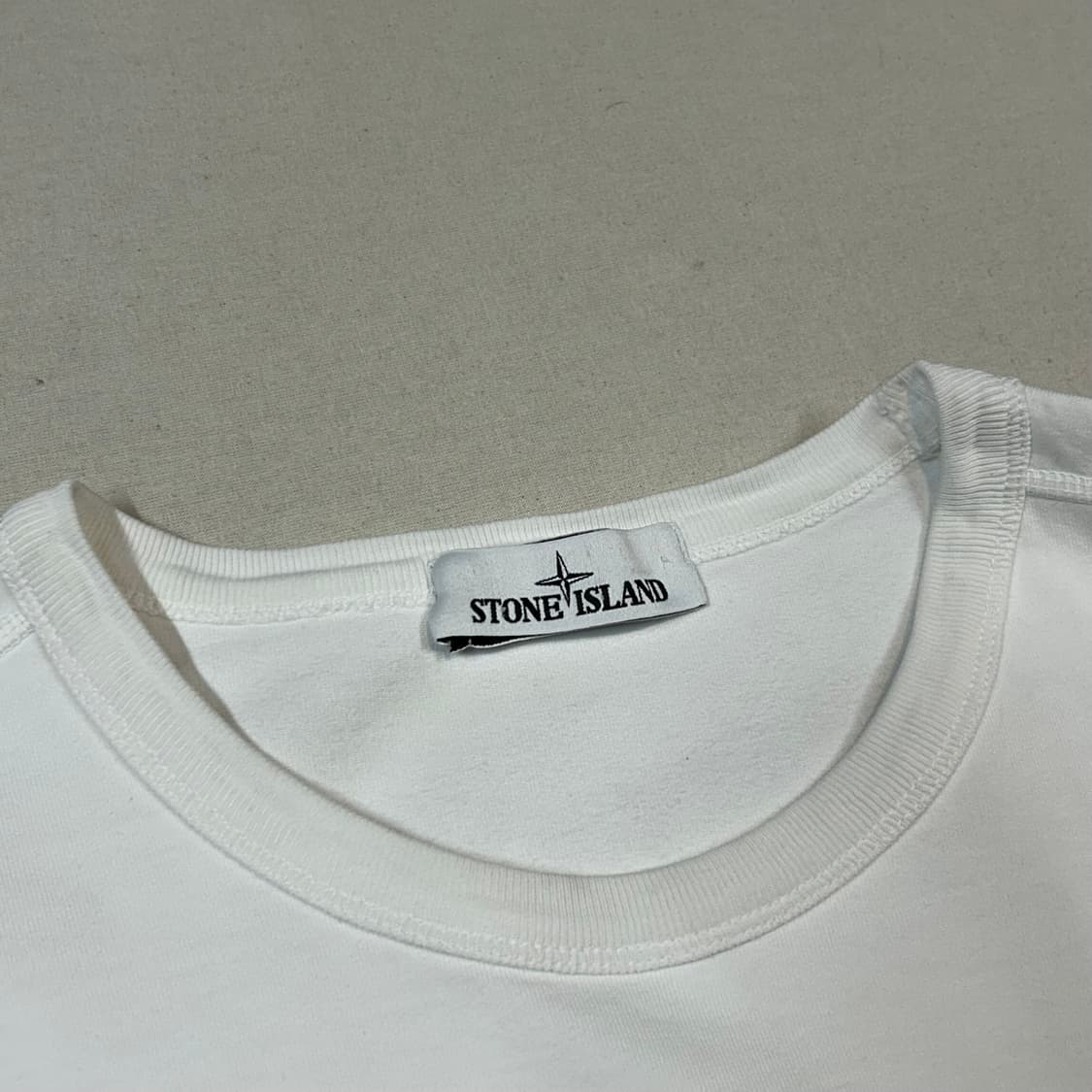 XXL) 스톤아일랜드 화이트 롱슬리브 긴팔 티셔츠 와펜X 상품이미지5
