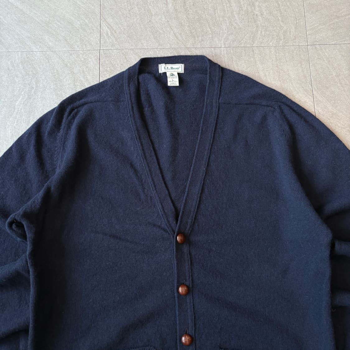 L.L.bean 엘엘빈 스코틀랜드 생산 램스울 네이비 가디건 상품이미지3