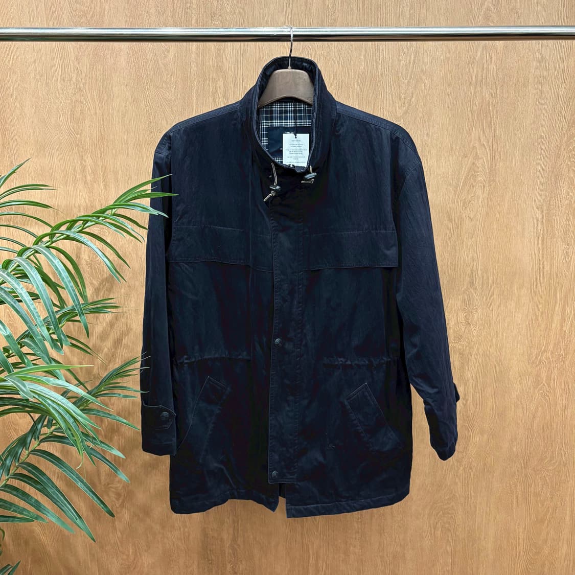 버버리 런던 캐주얼 재킷 히든 플래킷 스티치 라인 스트랩 디테일 네이비 상품이미지1