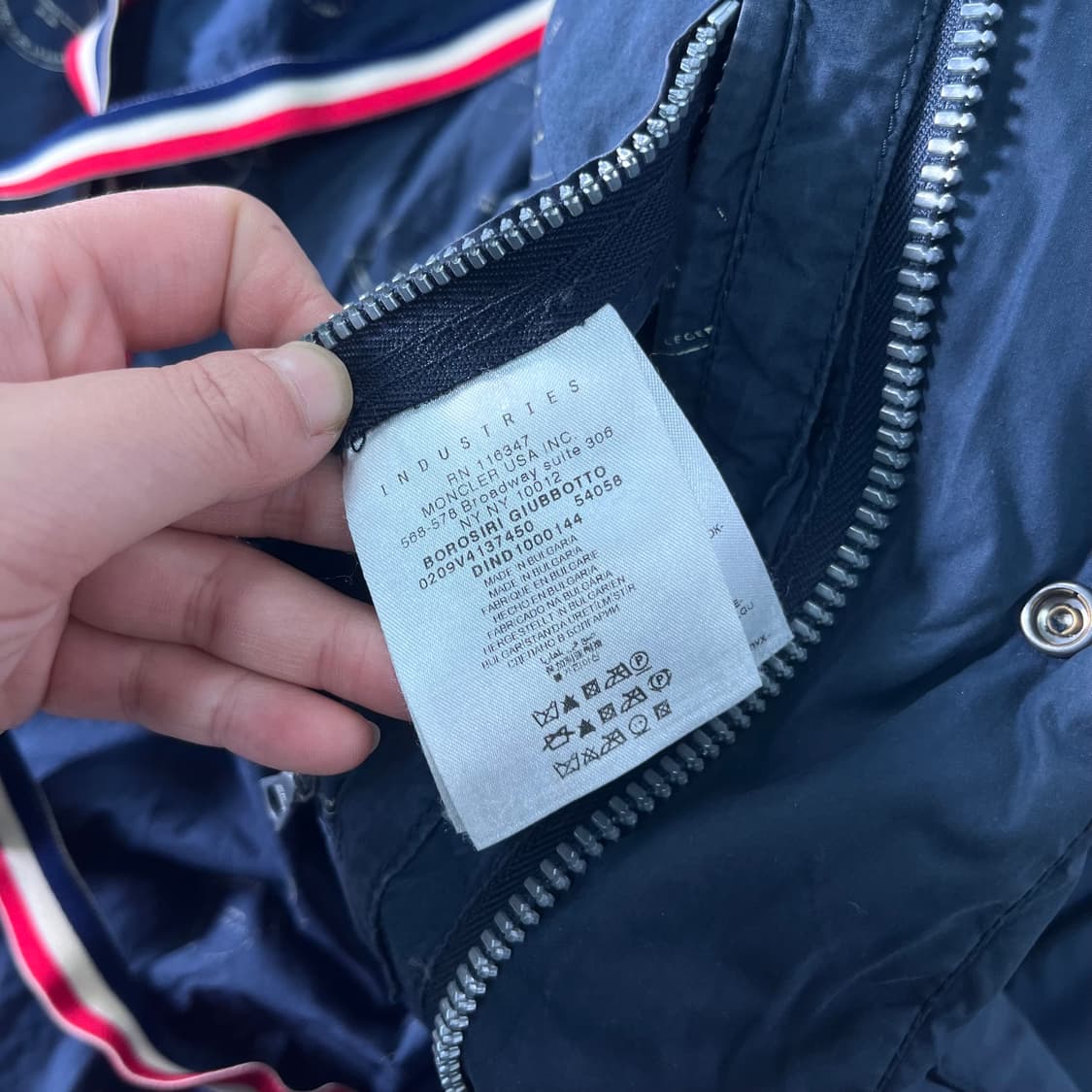 100 비즈빔 X 몽클레어 보로시리 덕다운 패딩 상품이미지9