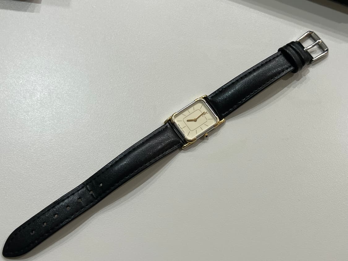 YSL 입생로랑 빈티지 쿼츠 시계 판매합니다 상품이미지2