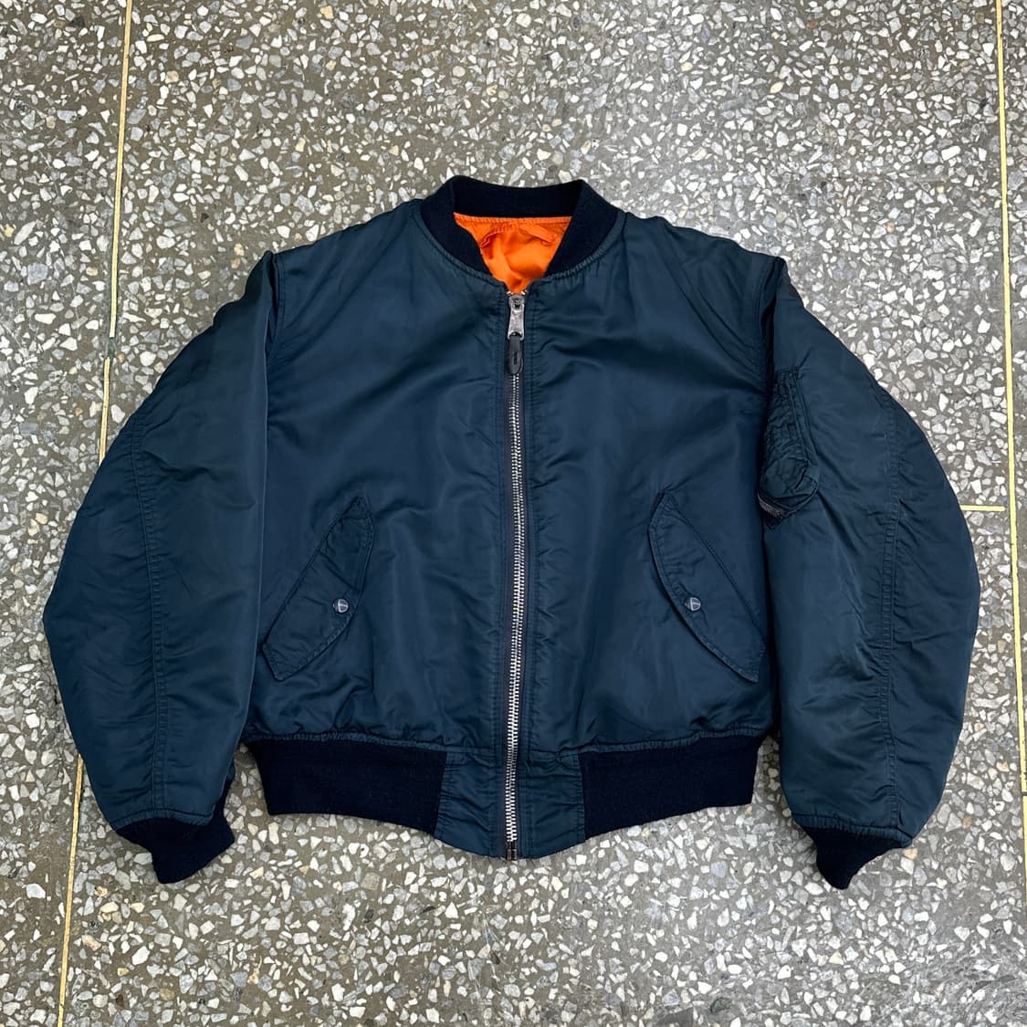 90s USA 알파 MIL-J-82790J MA-1 자켓 L 상품이미지1