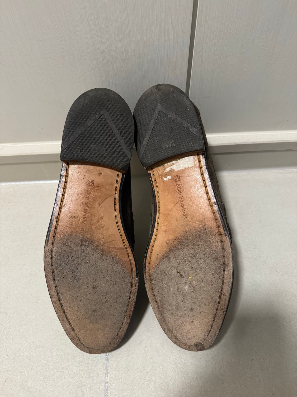 Allen Edmonds 엘렌에드몬즈 스웨이드 로퍼 us9.5 판매합니다 상품이미지4