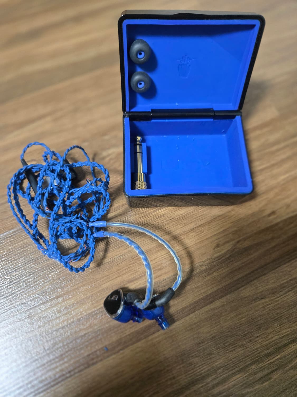 UE900 얼티밋이어 이어폰 오리지널버전 [구패키지 풀팩] 상품이미지7