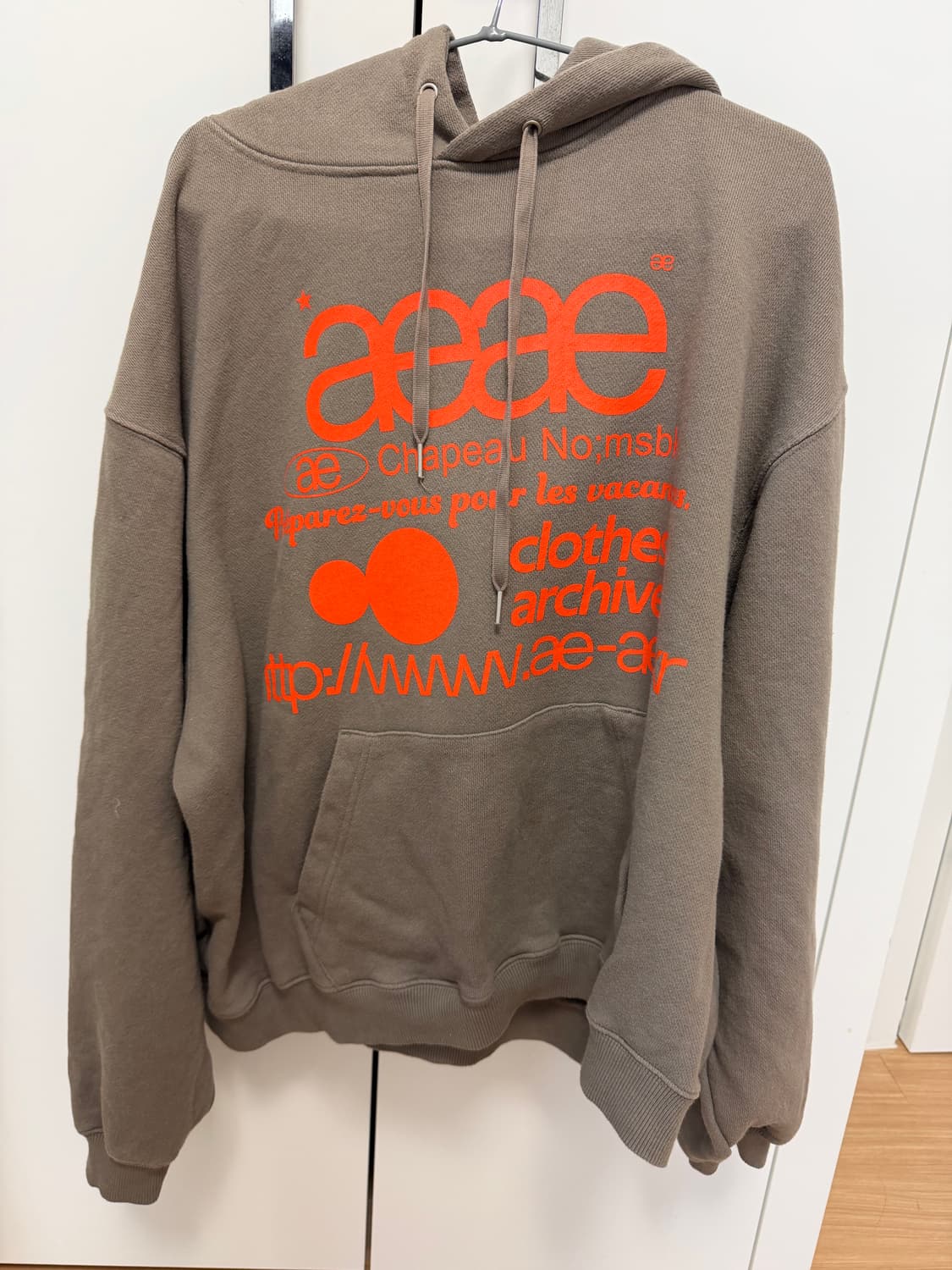 aeae 후드티 카키 상품이미지1