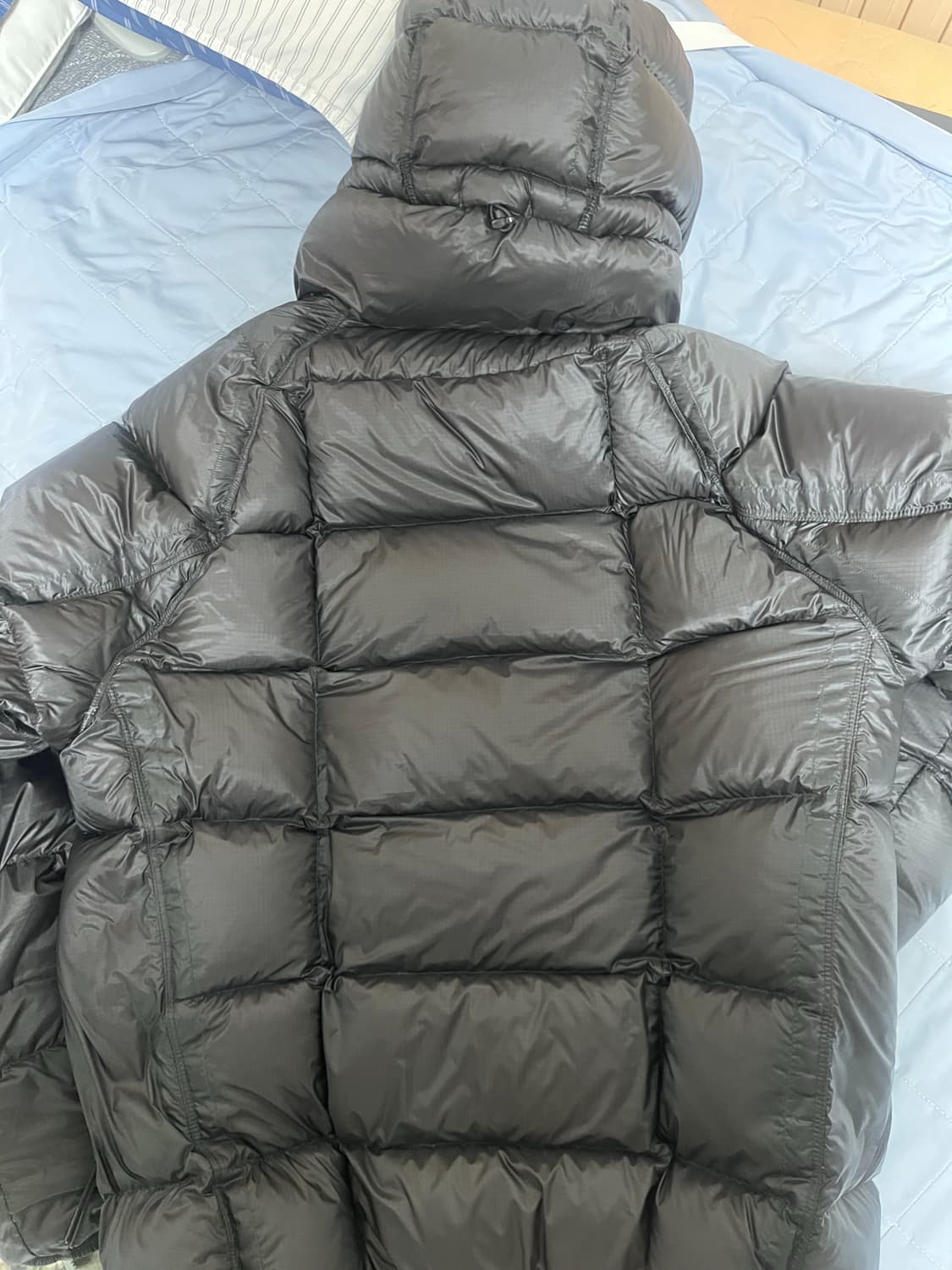 cp 컴퍼니 디디쉘 후드 퀄티드 다운 자켓 블랙 46 상품이미지5