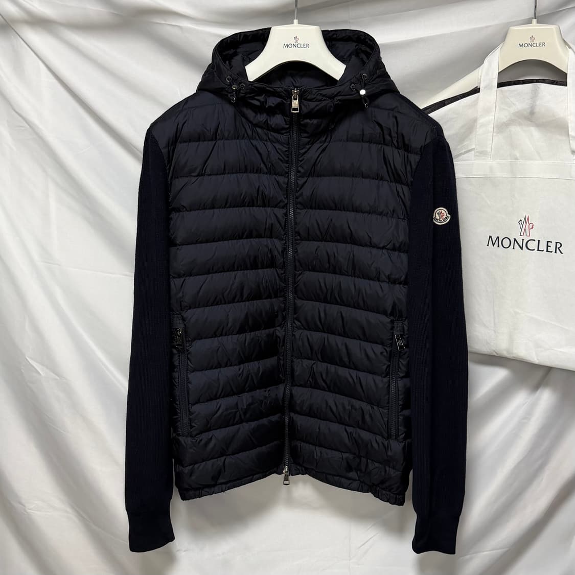 [S+급/XL] 몽클레어 마그리온 후드 니트패딩 상품이미지1