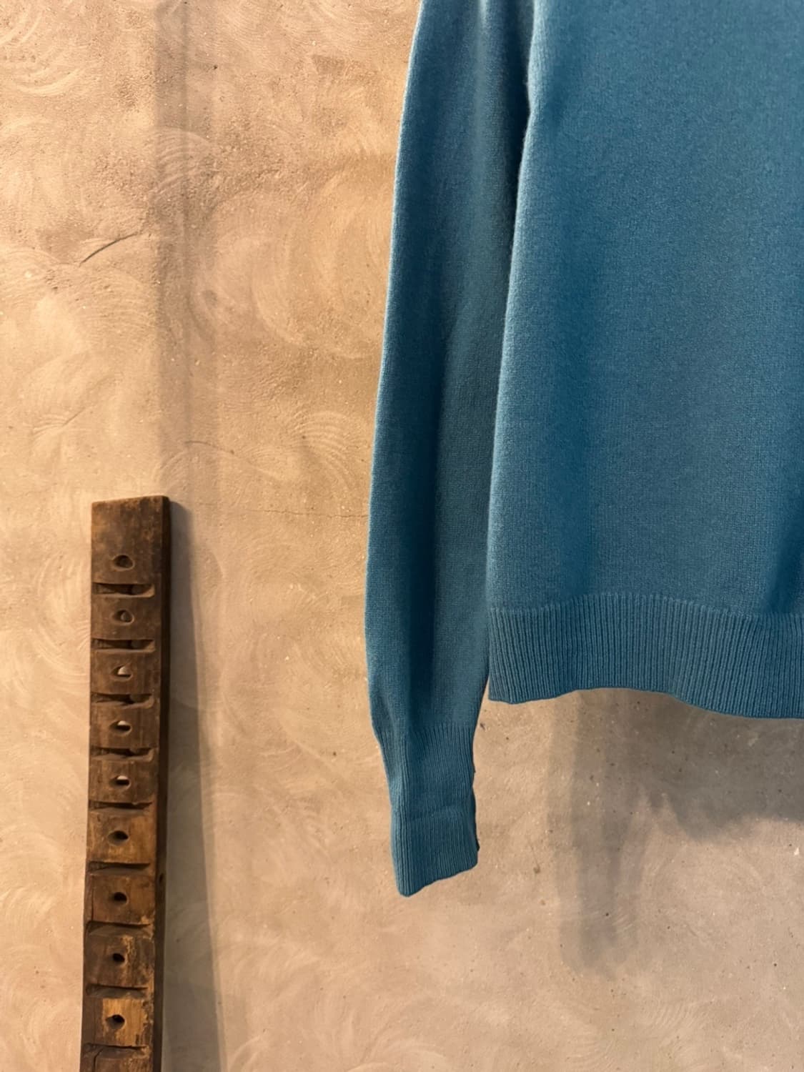 버버리 브이넥 니트 100 상품이미지5