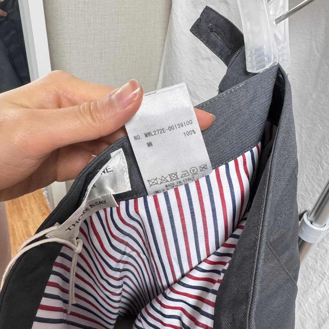 톰브라운 4-bar 플리츠 미니 스커트 상품이미지4