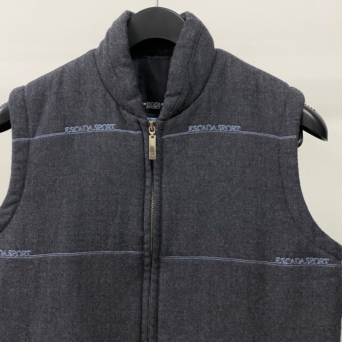 에스카다 스포츠 패딩 베스트 상품이미지3