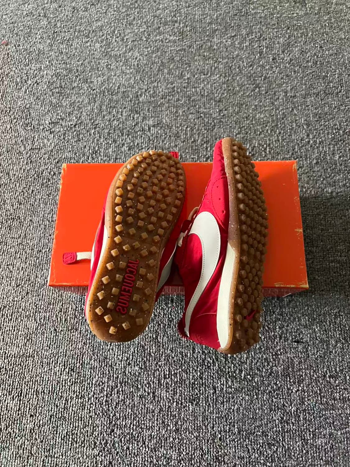 나이키 x 자크뮈스 문 슈 SP 유니버시티 레드 앤 바이시클 옐로우  상품이미지4