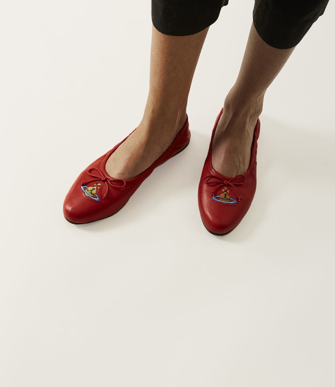 비비안웨스트우드 Vivienne Westwood ORB 발레리나 플렛슈즈 상품이미지1