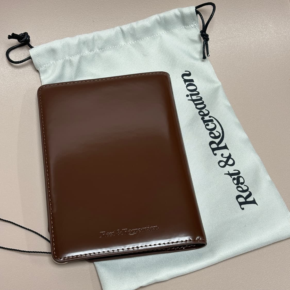 [새상품] 레스트앤레크레이션 여권지갑 (브라운) 상품이미지2