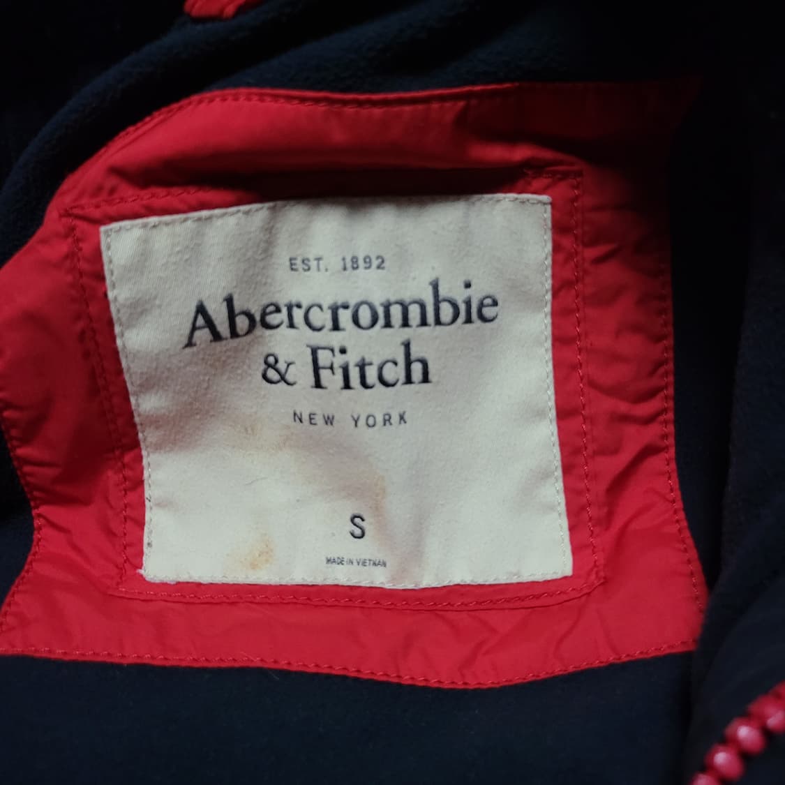 아베크롬비 볼드페이스 마운틴 패딩 조끼 베스트 (S) 상품이미지4