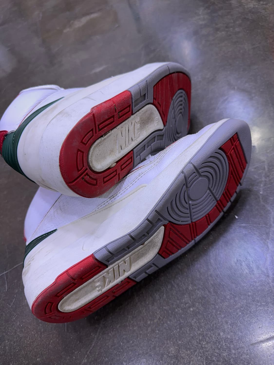 나이키 에어조던 2 레트로 오리진스 화이트 레드 그린 265 상품이미지7