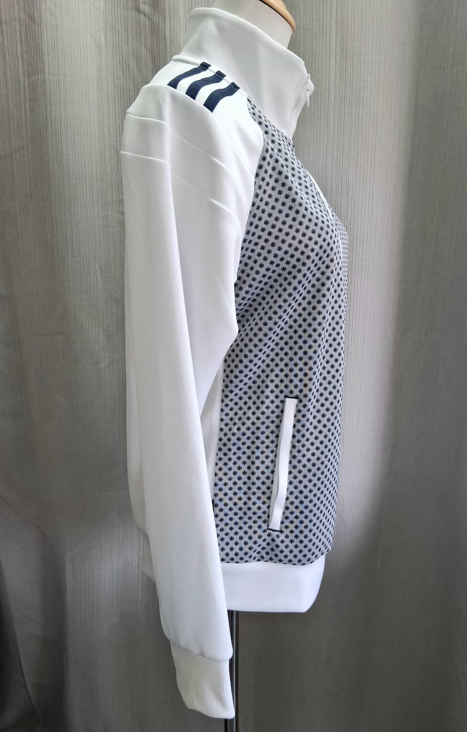 아디다스  화이트 패턴 져지(공용남90여95) 상품이미지6