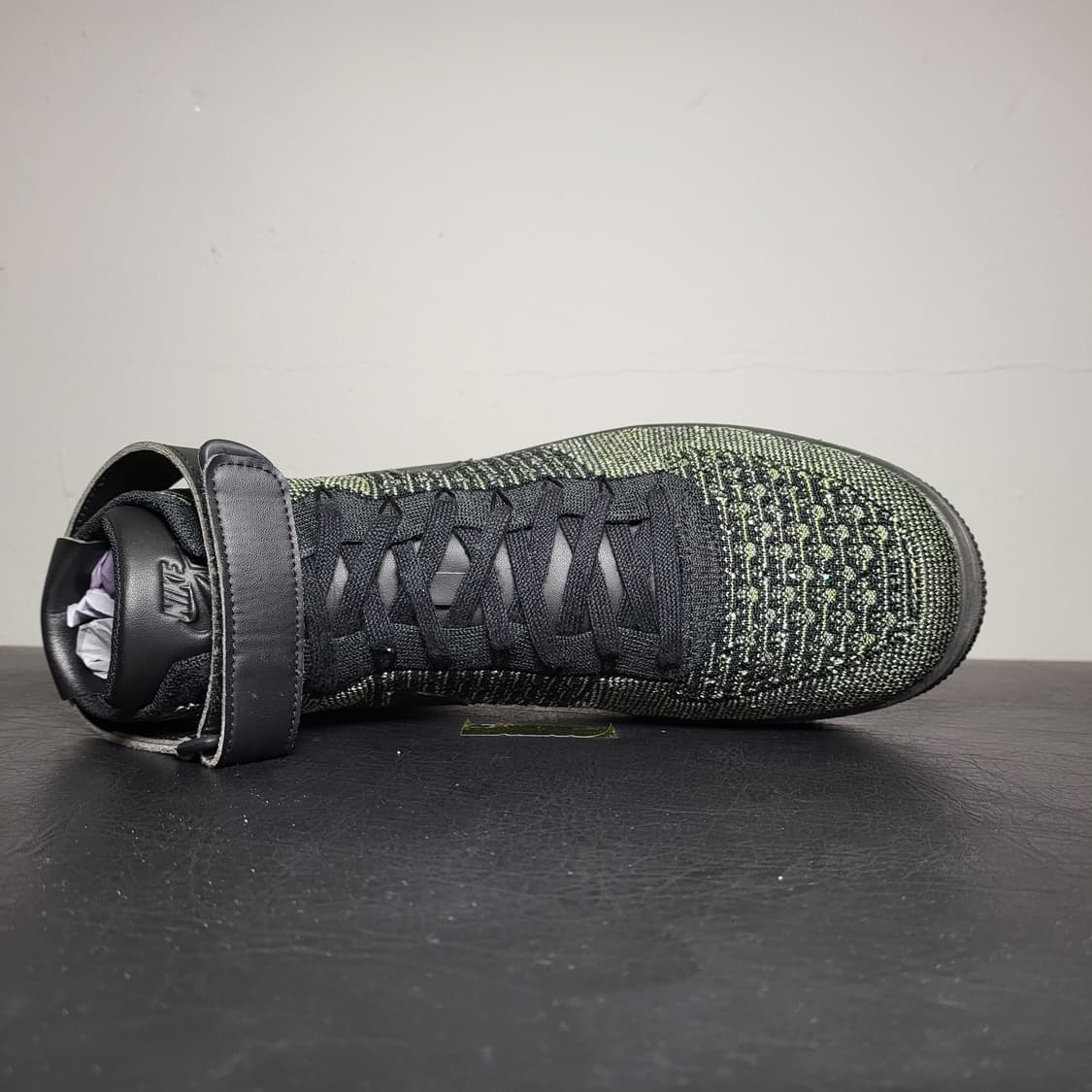 나이키 운동화 280m (조명이 없으면 블랙에 더 가까움) 상품이미지6