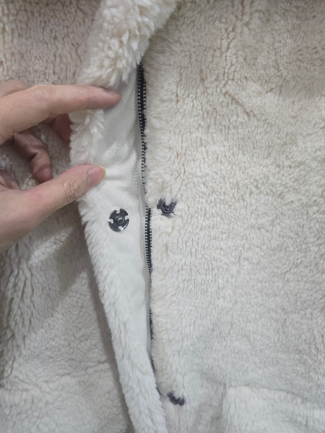 BLUETAIL 아이보리 뽀글이 자켓 상품이미지4