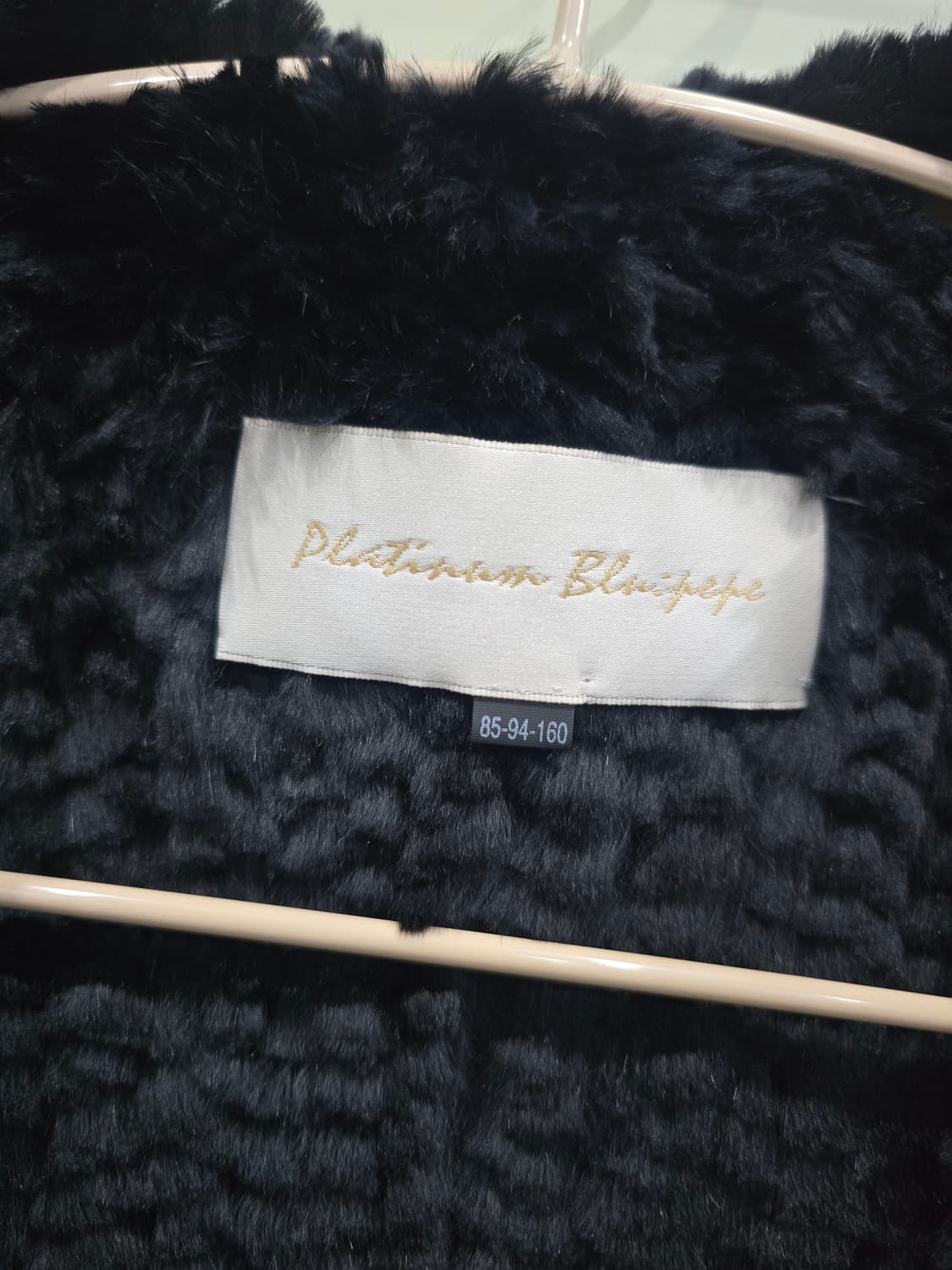 Platinum Blu:pepe 블랙 렉스 퍼 자켓 상품이미지2