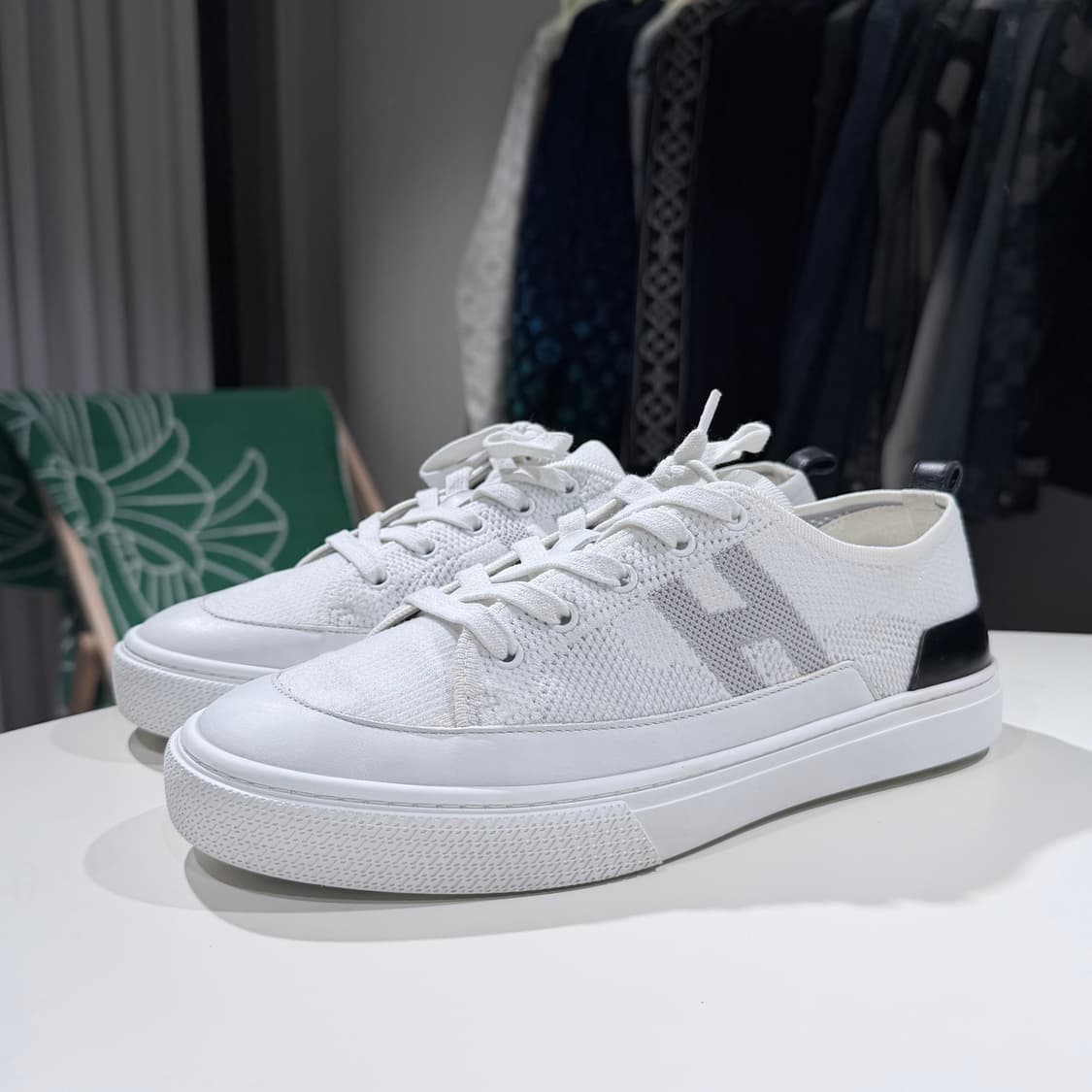 41 / 에르메스 딥 니트 카프스킨 누아 스니커즈 상품이미지1