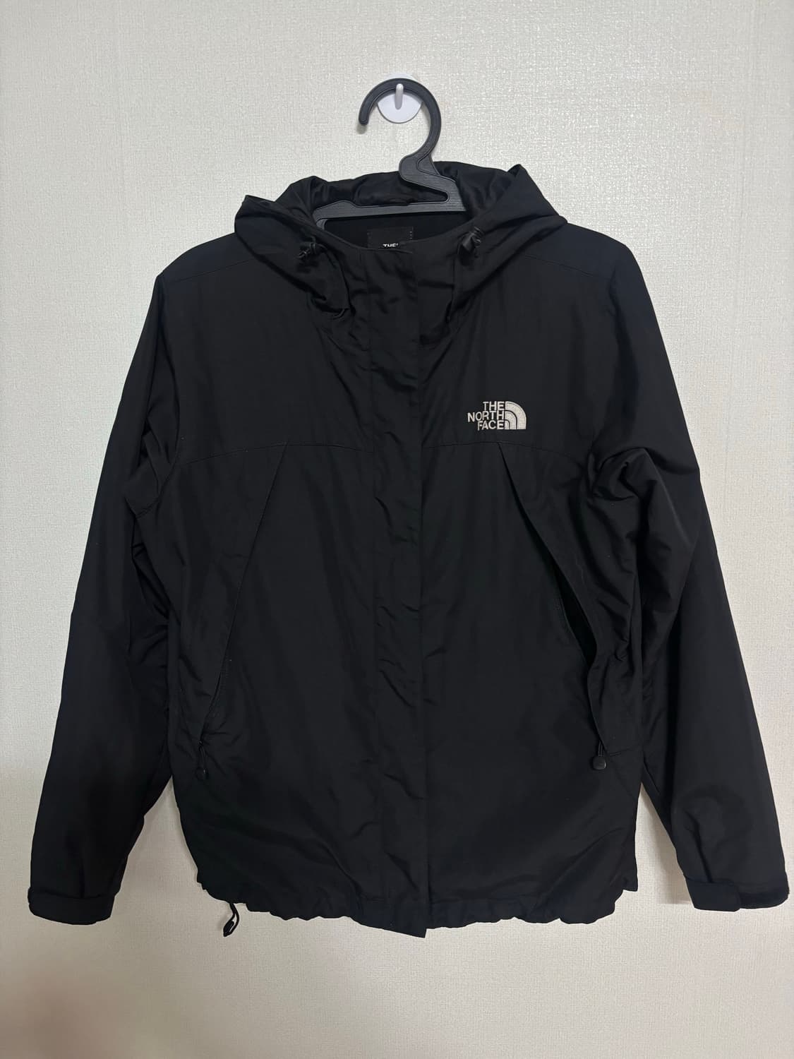 노스페이스 블랙 후드 바람막이(95) 상품이미지1