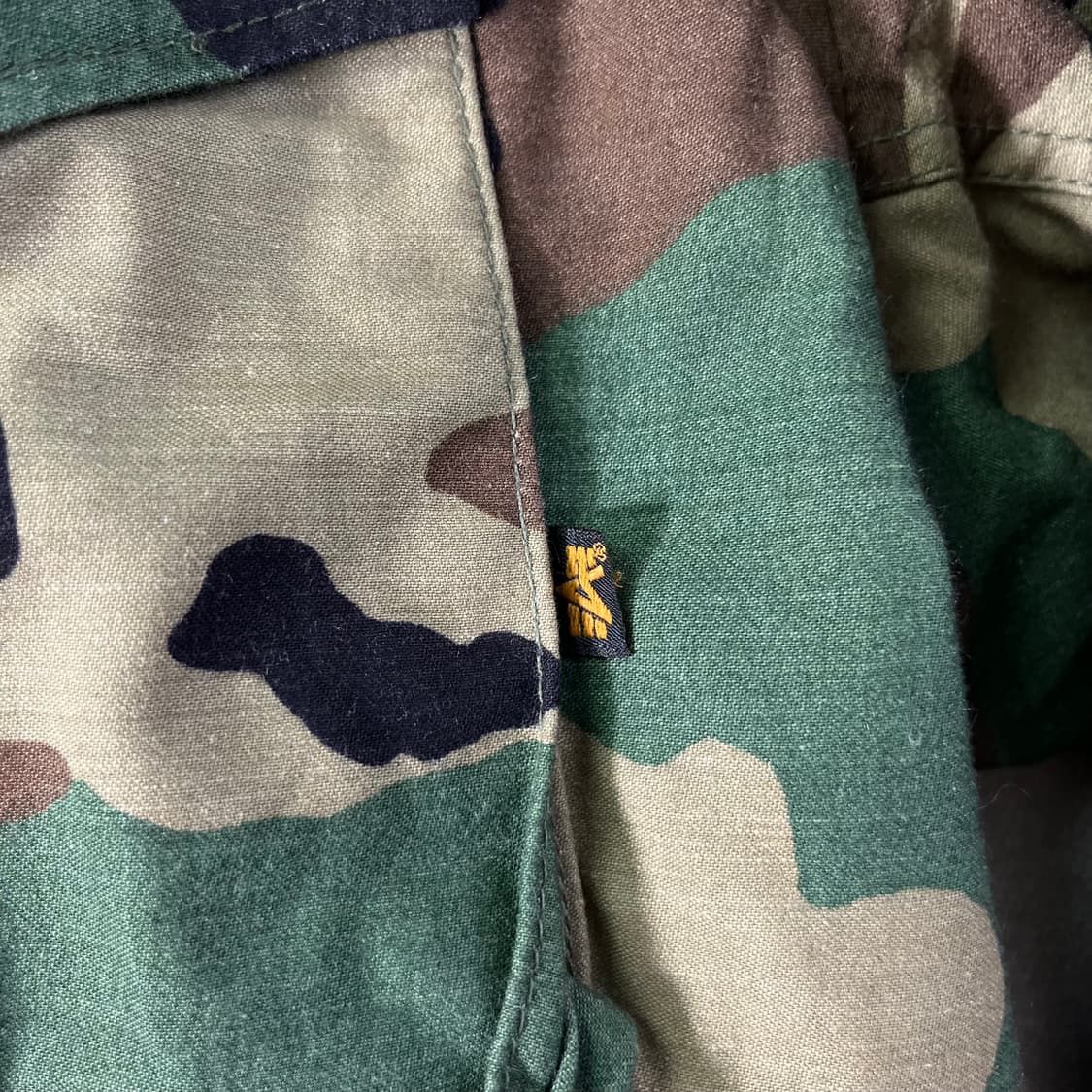 105 알파인더스트리 밀리터리 개구리 카모 야상 자켓 상품이미지3