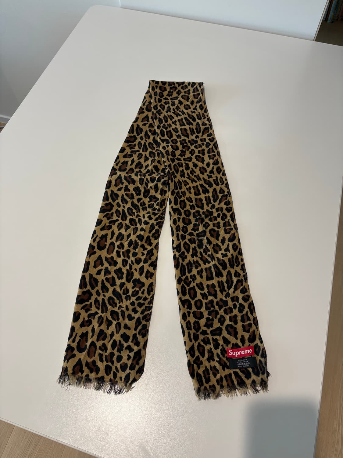 슈프림 레오파드 머플러 상품이미지1