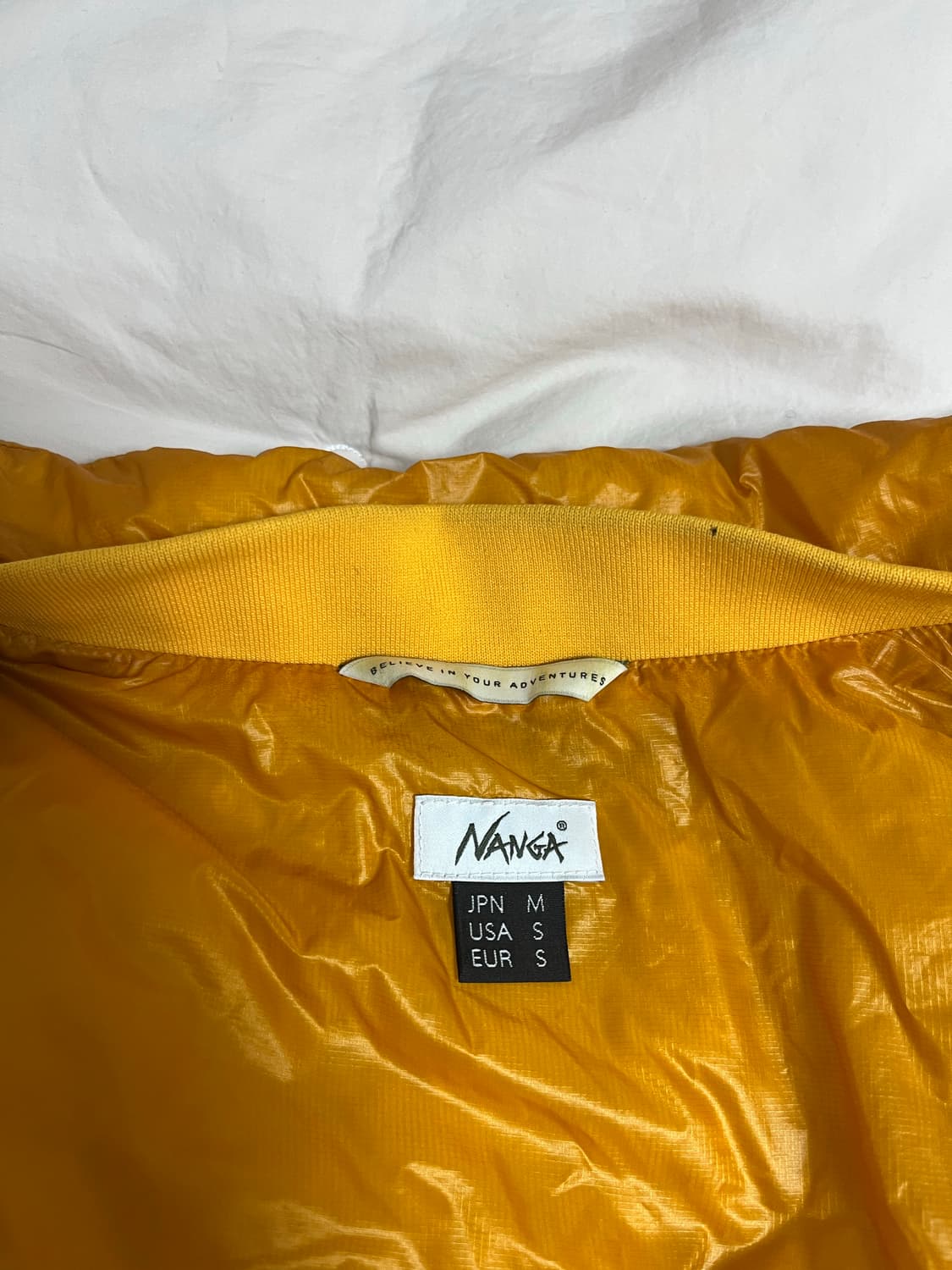 난가 마운틴로지 패딩 (S사이즈) 상품이미지3