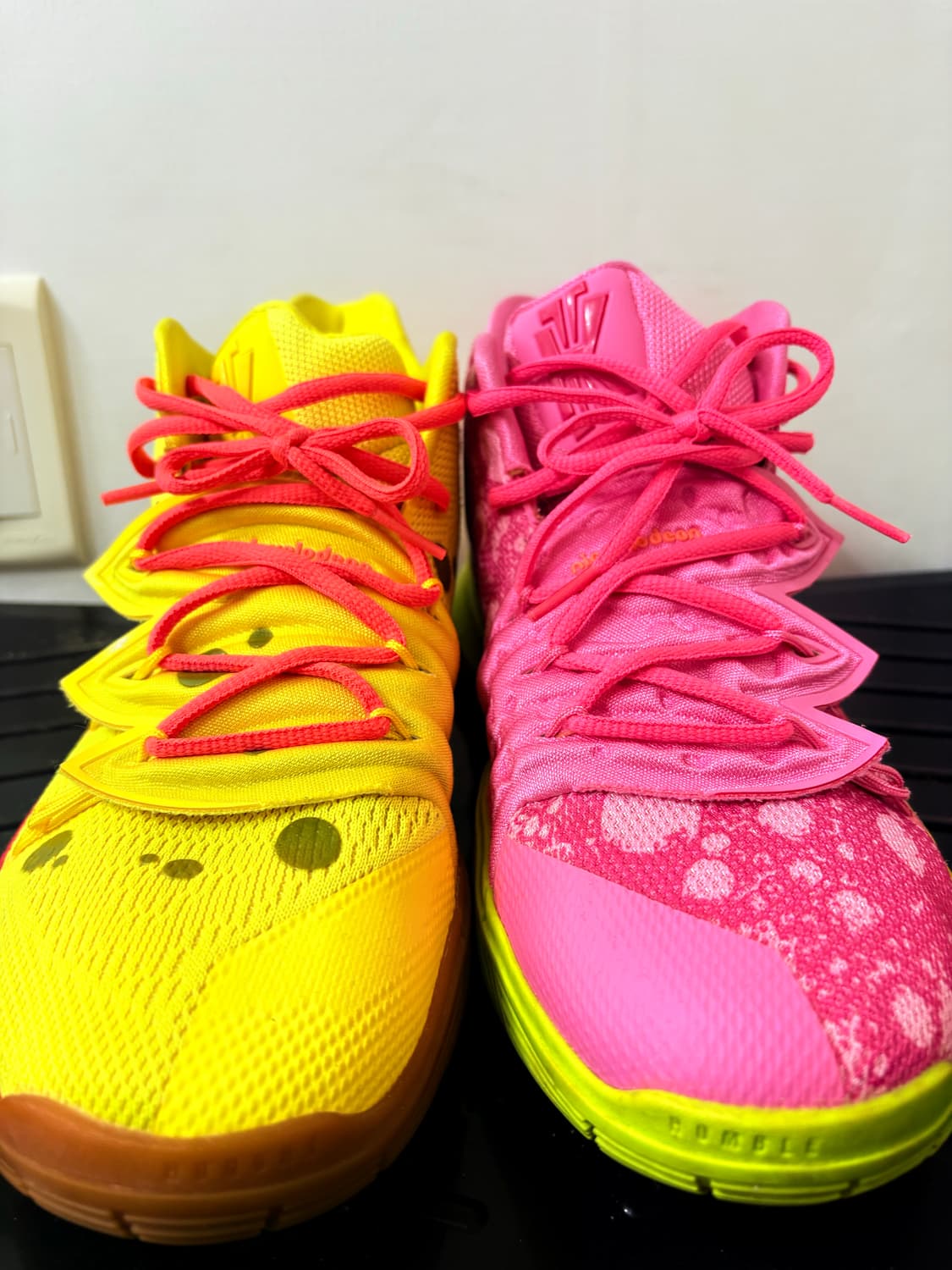 나이키 카이리5 스폰지밥 뚱이 에디션 상품이미지6