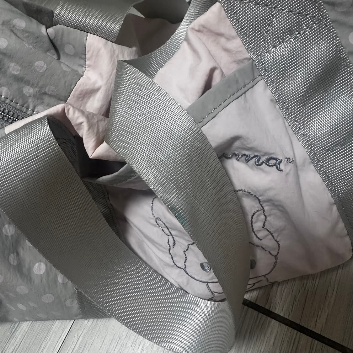 허그유어스킨 코리락쿠마 콜라보 더플백 상품이미지5