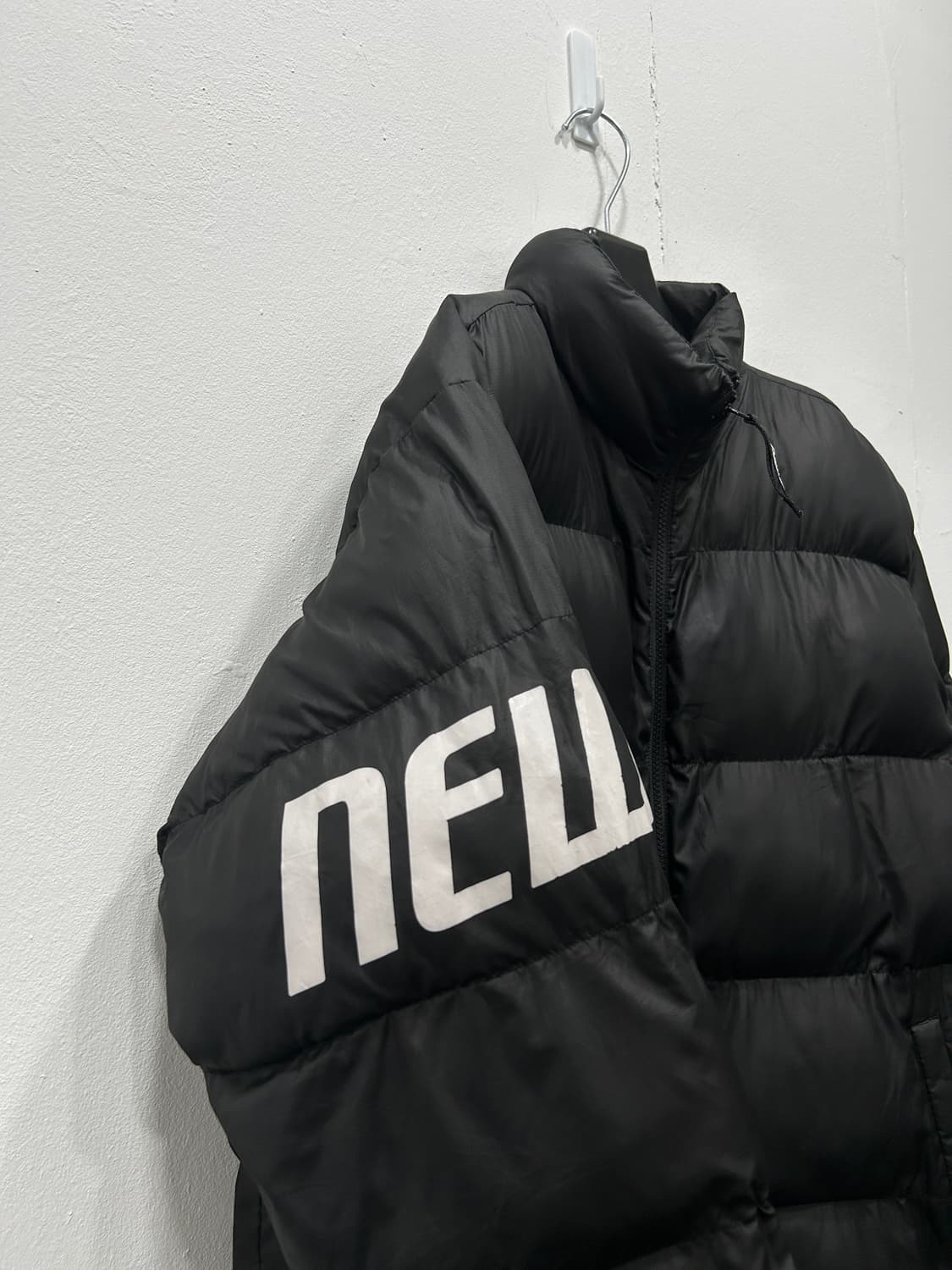 뉴에라 리버시블 패딩 블랙 M 95 상품이미지4