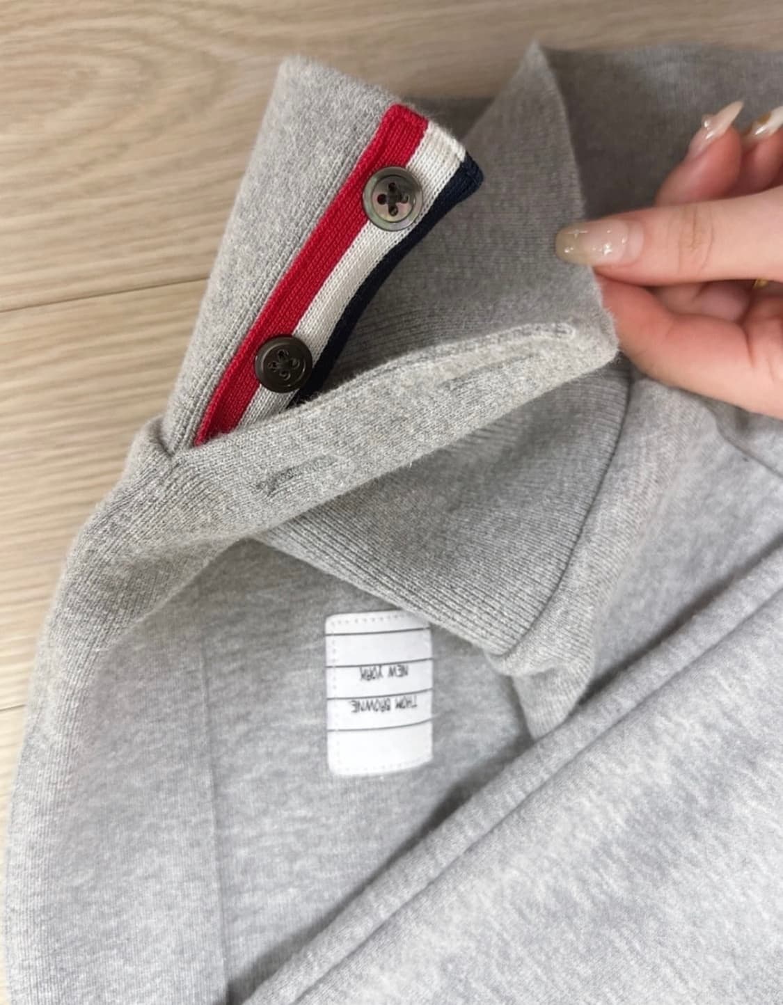 톰브라운 맨투맨  상품이미지5