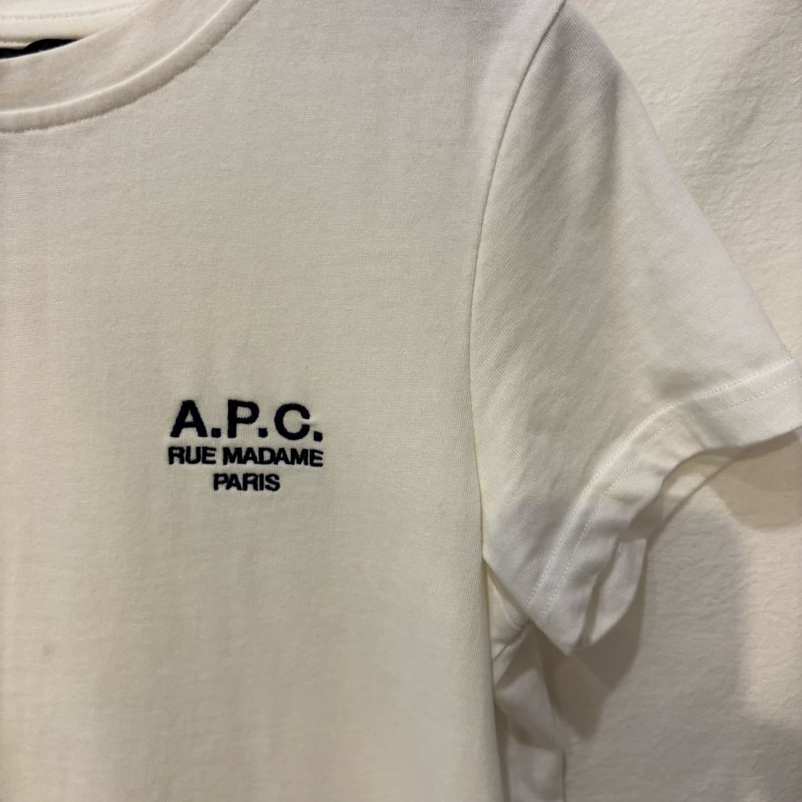 아페쎄 apc 자수 반팔티셔츠 상품이미지2