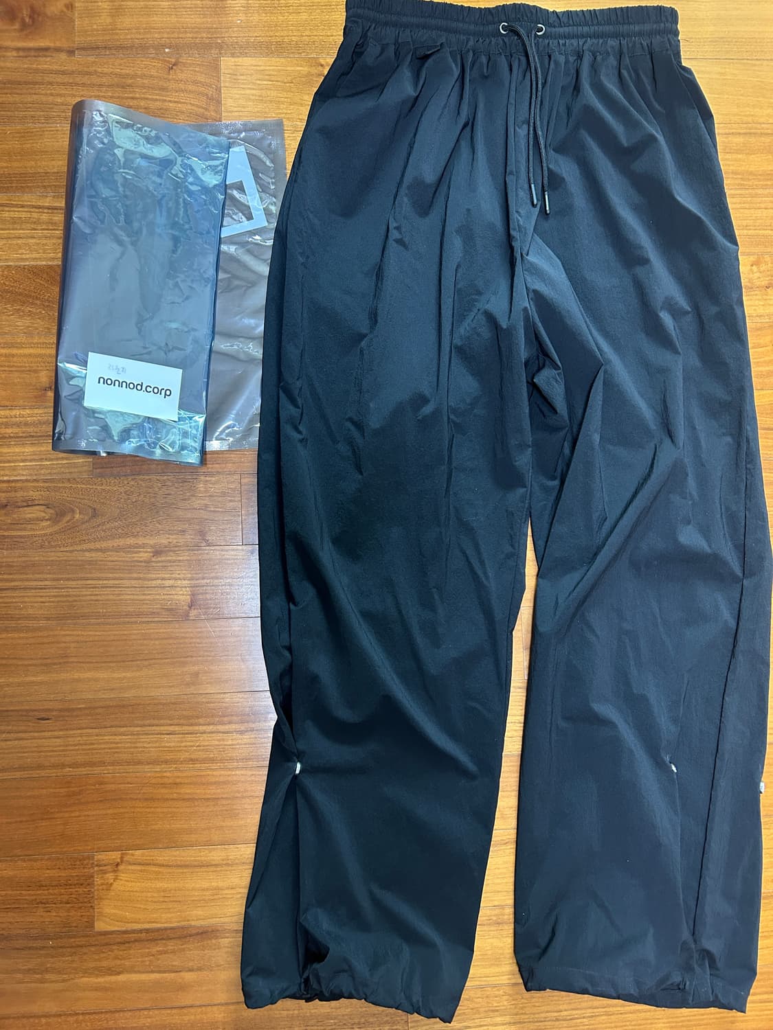 [1]논노드 나일론 라운지 스냅 팬츠 블랙 상품이미지5