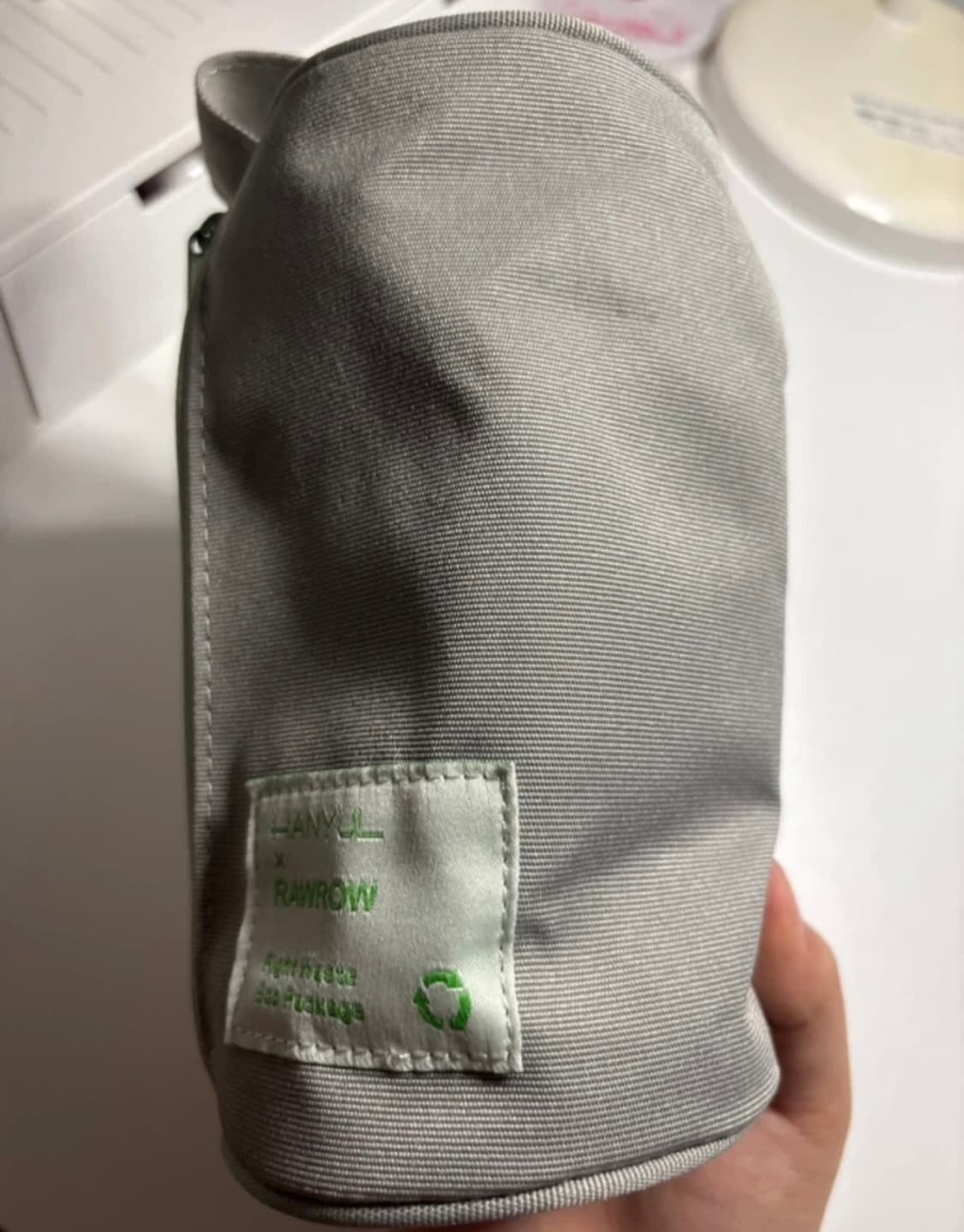 한율 로우로우 콜라보 파우치 상품이미지1